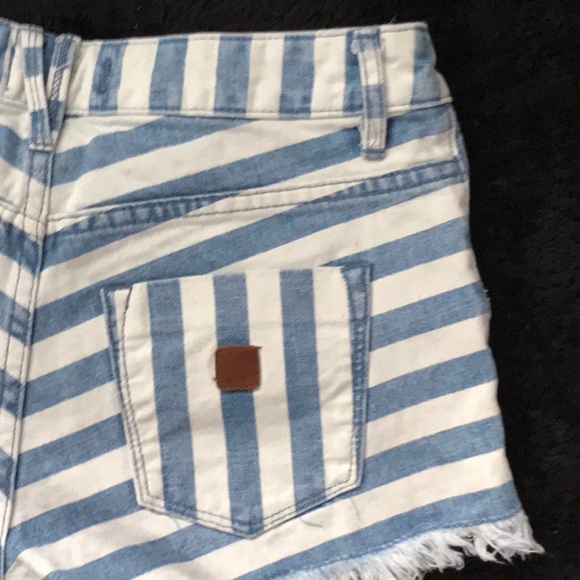 Roxy Striped Denim Shorts - Picture 4 of 5